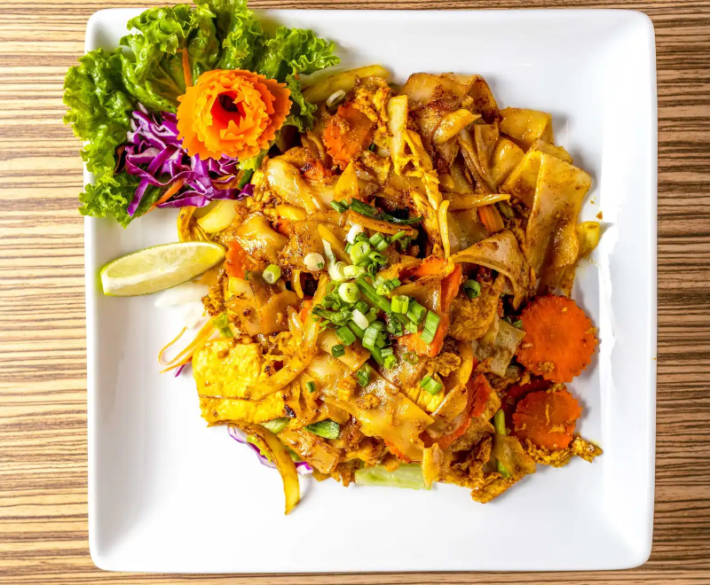 Twisted Yellow Curry Noodles