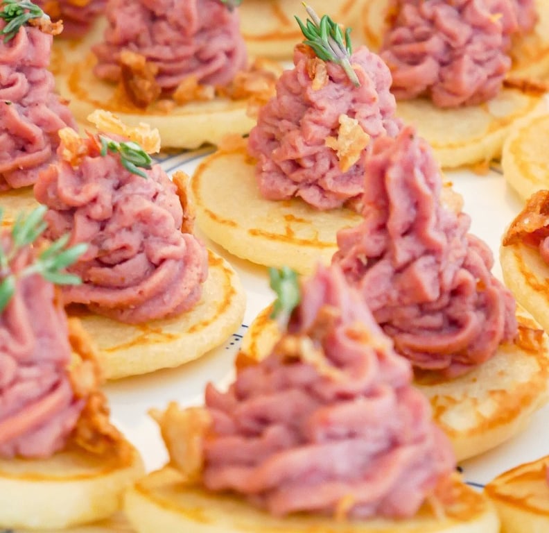 Blinis mousse de pâté de foie