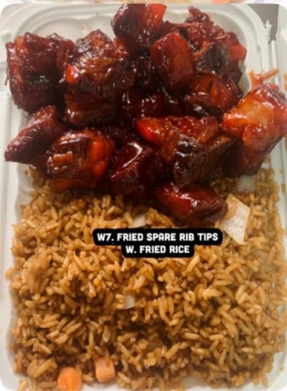 W7. 排骨尾 Fried Spare Rib Tips