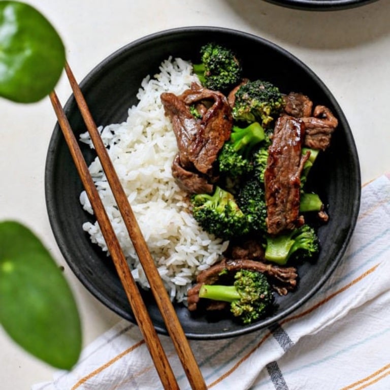 L15. Beef w. Broccoli