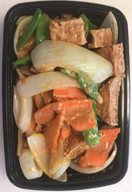 T 4. Penang Curry with Tofu 咖喱豆腐