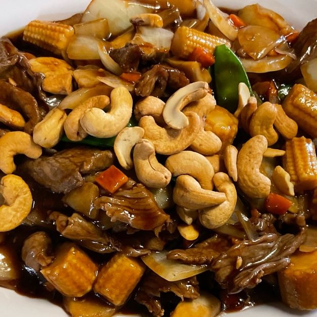 BF4. Cashew Beef 腰果牛