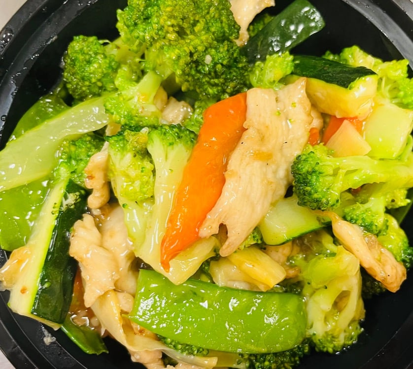 L4. Chicken with Mixed Vegetables 什菜鸡