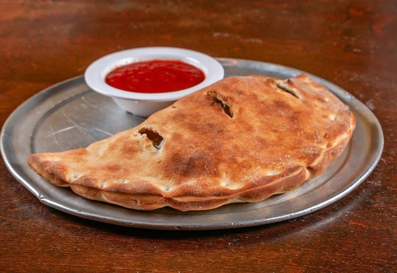 Lunch Calzone