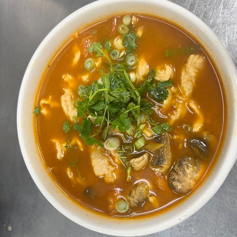 Tom Yum Soup with Chicken