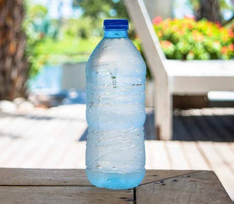 Bottled Water 瓶装水