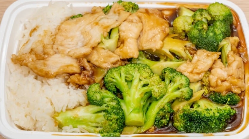 C5. Chicken with Broccoli