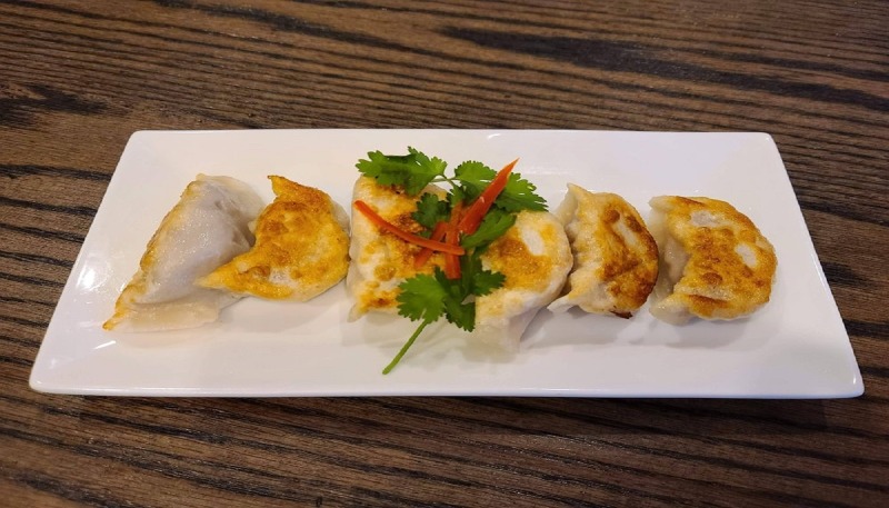 17b. Fried Shrimp Dumplings (6) 虾贴