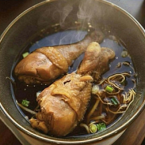Chicken Drumsticks Noodles Soup