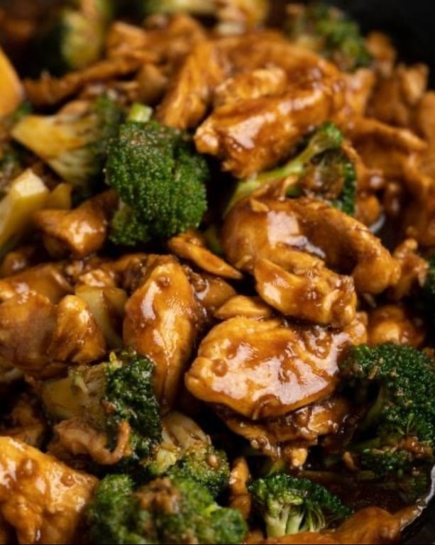 66. 芥兰鸡<br>Chicken with Broccoli
