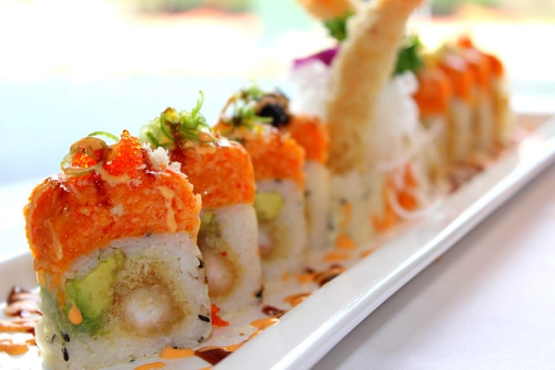 8. Bruce Lee Maki (8 Pcs)