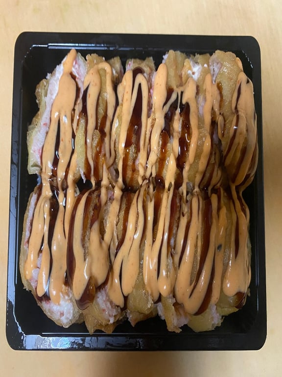 F5. Hurricane Roll (12 pcs) (*No Rice)