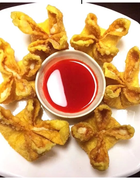 Crab Rangoon (10)