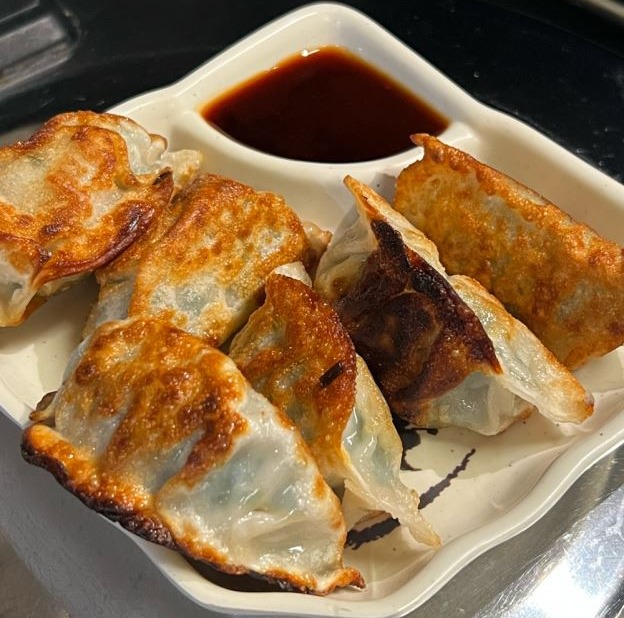 S30. Shrimp & Pork Chives Dumpling 虾仁猪肉韭菜饺子