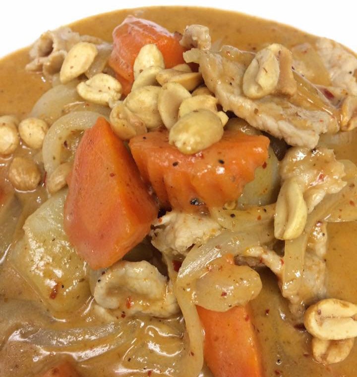 C4. Massamun Curry Image