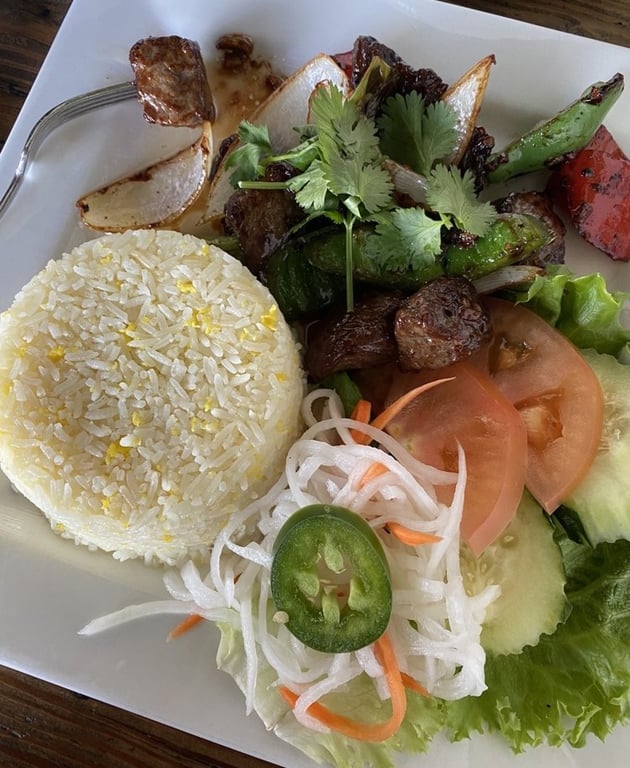 Omg Pho Shorewood C5 Com Chien Bo Luc Lac Com