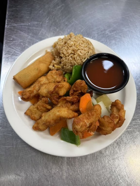 L4. Sweet & Sour Chicken