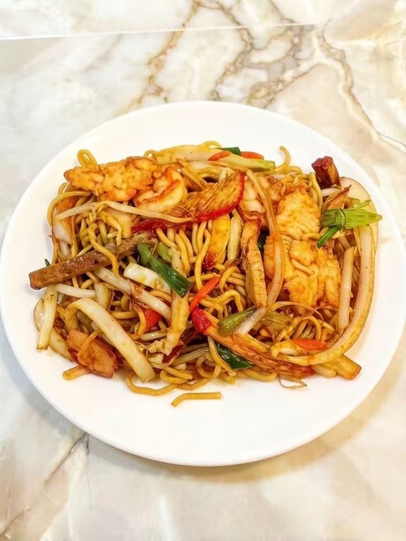 Combination Lo Mein