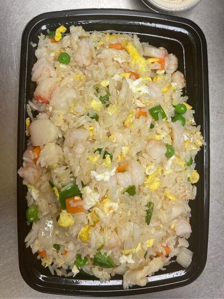特别炒饭 33. Yummi Yummi Fried Rice