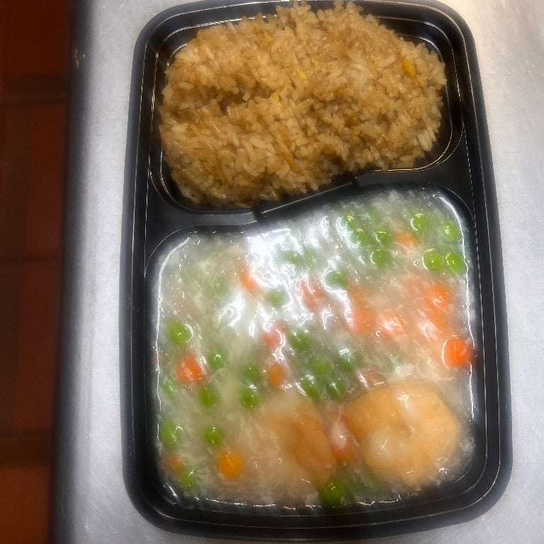 SC11. Shrimp w. Lobster Sauce