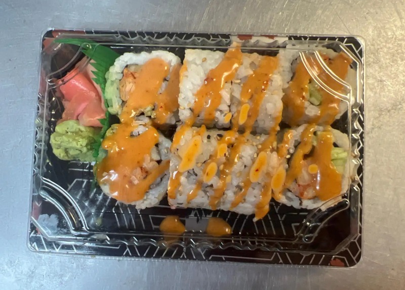 C11. Crawfish Roll (8 pcs)