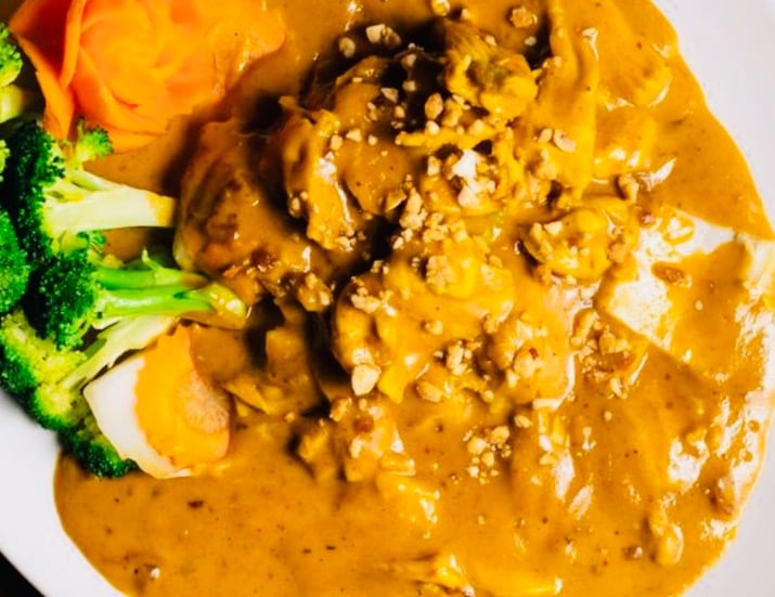 T1.  Thai Yellow Curry Beef 泰式咖喱牛