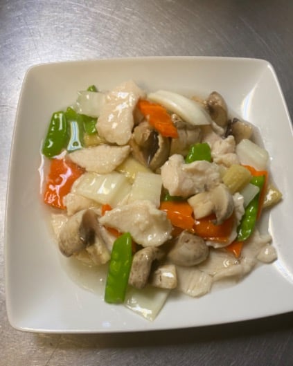 39. Moo Goo Gai Pan