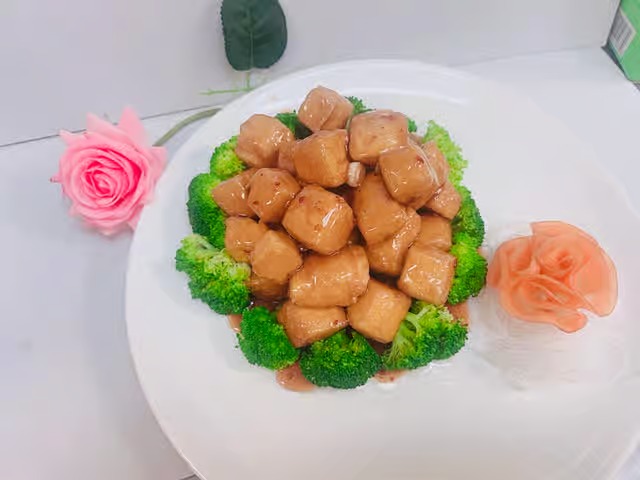 General Tso's Tofu 左宗豆腐