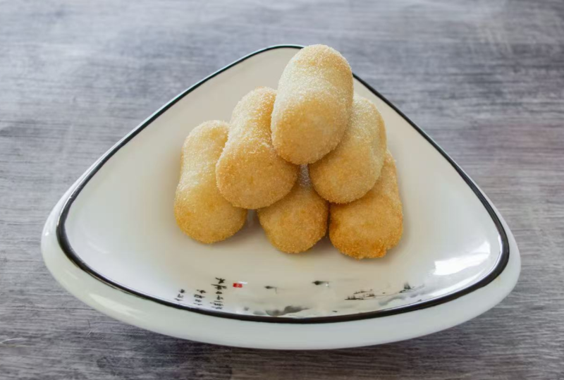 9. Glutinous Rice Cake with Brown Sugar Syrup