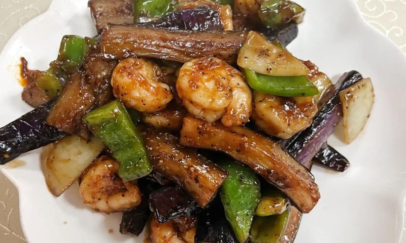 Eggplant & Prawns w.Black Pepper Sauce
