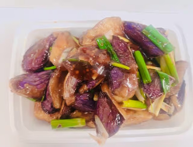 Chinese Eggplant with Garlic Sauce 鱼香茄子
