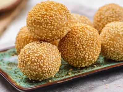 A19. Sesame Ball