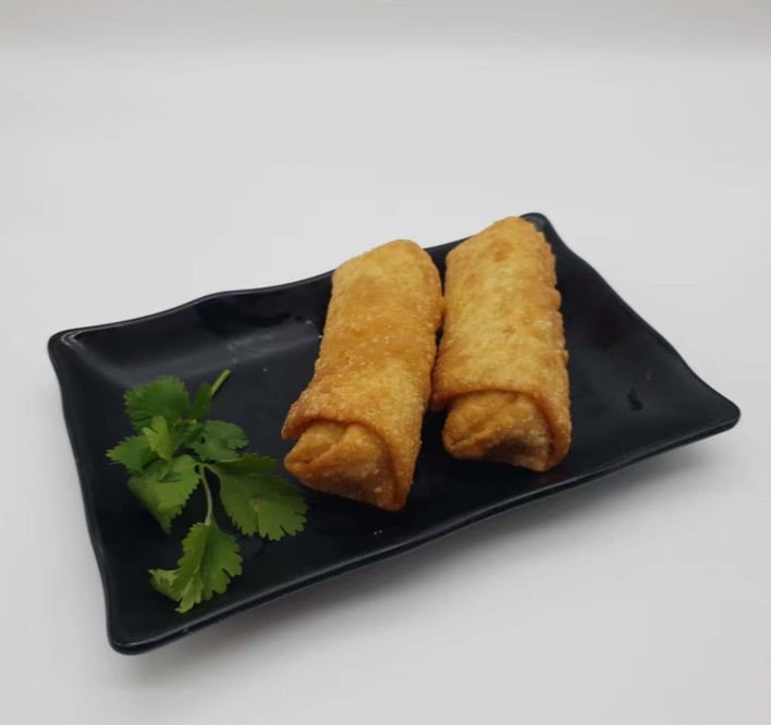 101. Egg Rolls (2pcs)