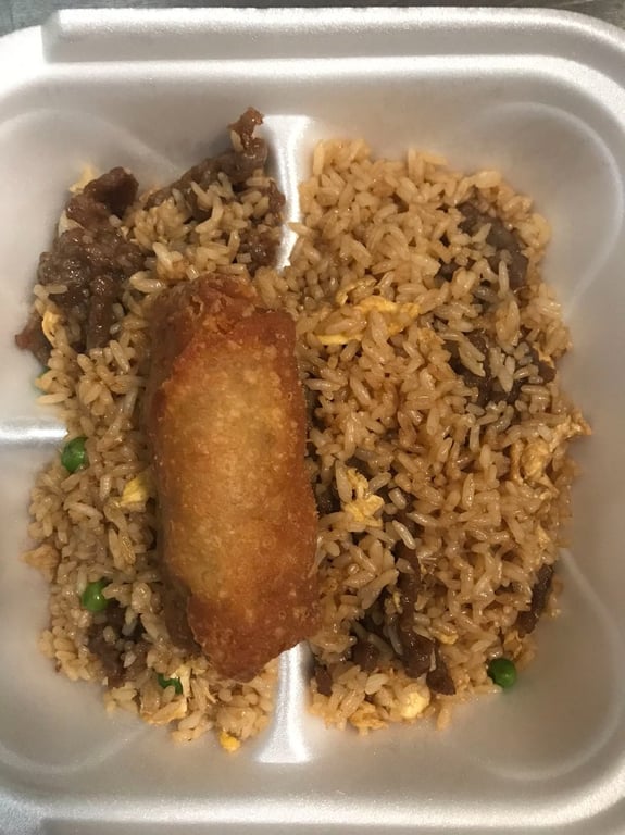 L33. Beef Fried Rice 牛炒饭