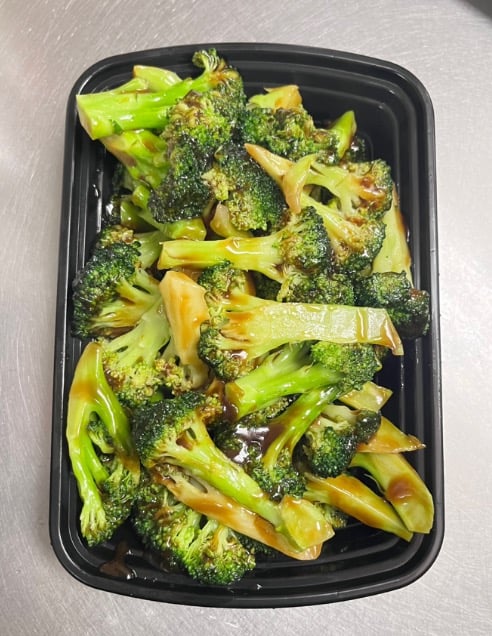 L2. Broccoli w. Brown Sauce