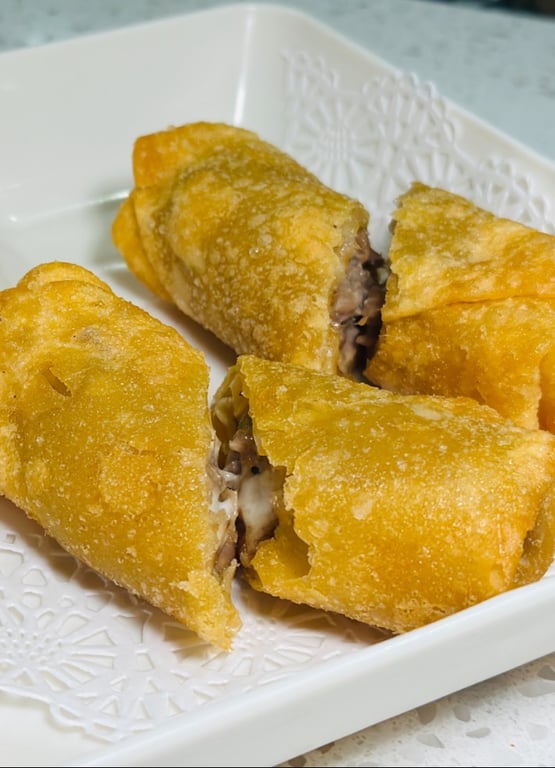 Cheese Steak Egg Rolls (2 pcs)