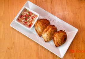 Vegetarian Curry Puffs (3)