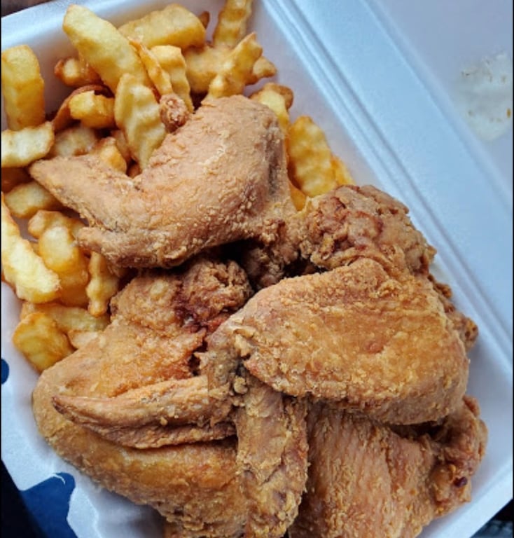 Fried Chicken Wings with Fries
Good Taste - Voorhees