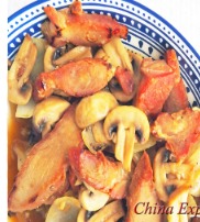 C35 Pork w. Mushroom Combo蘑菇叉烧