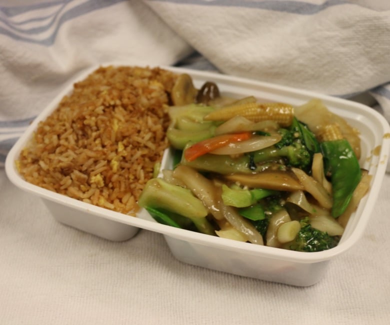 Stir-Fried Mix Vegetable(Lunch) 炒杂菜(午)