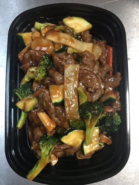 B5. Beef with Vegetables 蔬菜牛