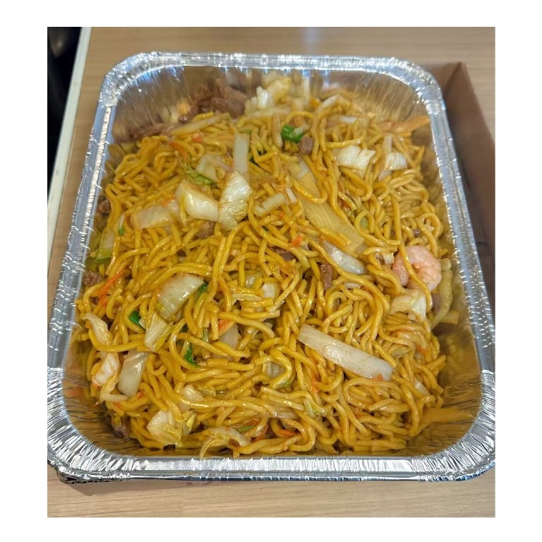 House Special Lo Mein Party Tray 本楼捞面派对盘