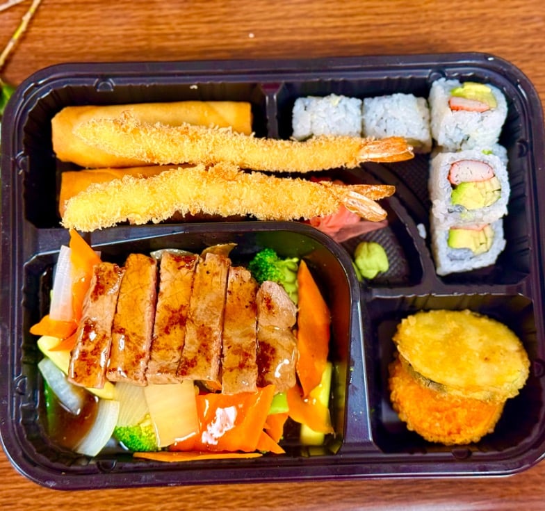 B5. Teriyaki Steak Bento Box