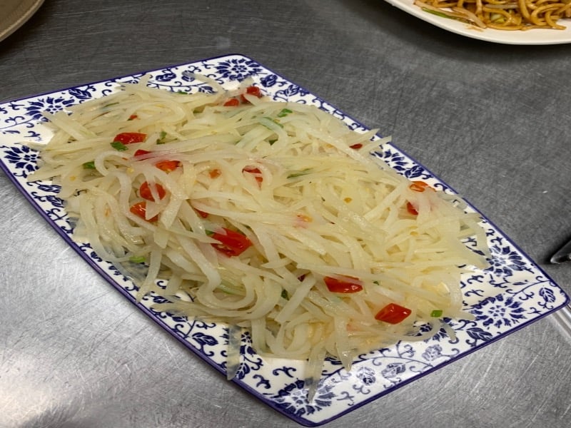 63. Sauteed Shredded Potato in Hot Sour 酸辣土豆丝