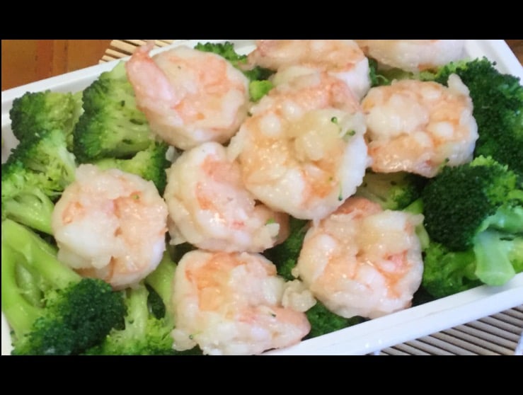 Steamed Shrimp w. Broccoli 水煮芥兰虾