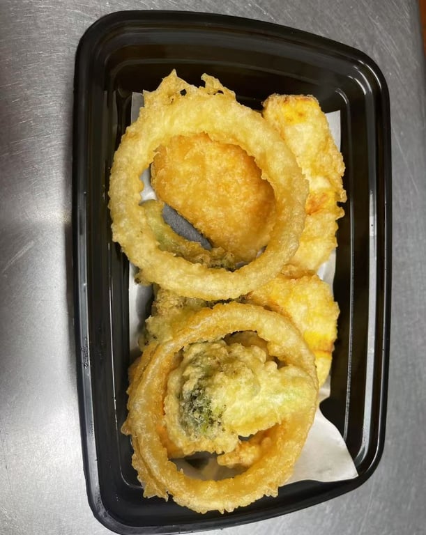 A14. Vegetable Tempura Appetizer (8 pcs)