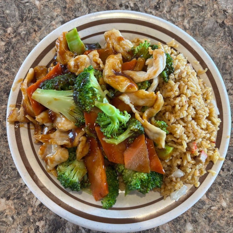 L 1. 芥兰鸡 Chicken with Broccoli