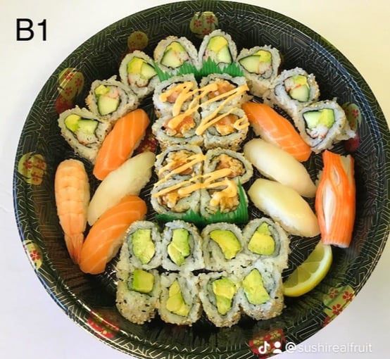 B1. 32 Pcs Sushi & Sushi Rolls
