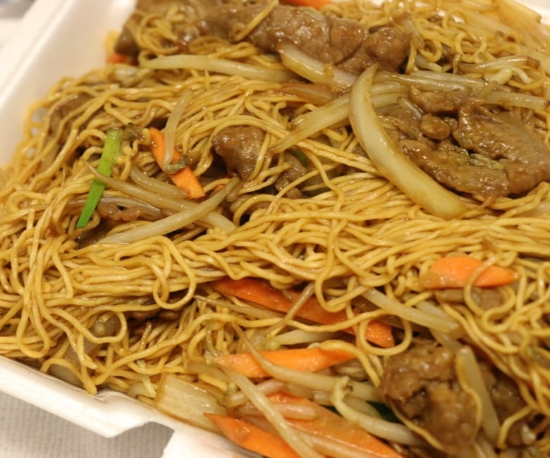 Beef Chow Mein(Lunch) 牛肉炒面(午)