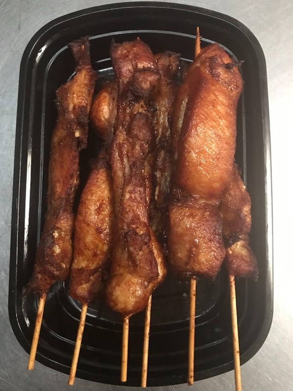 A8. Teriyaki Chicken Stick (6) 鸡串